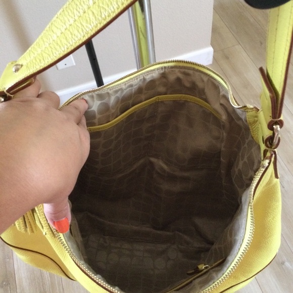 Kate Spade Yellow Pebble Leather Hobo Shoulder Zipper Handbag tassel Zipper - Picture 8 of 15